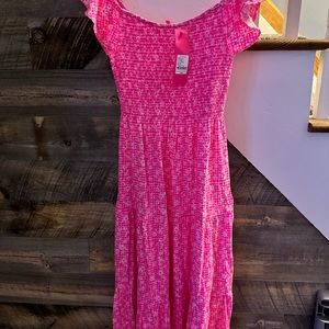 Lilly Pulitzer NWT Jilly smocked midi dress in aura pink check you out. Size XS.